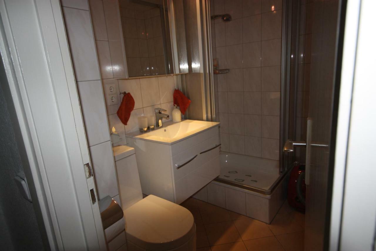 Ferienwohnung Wattkieker Husum  Ngoại thất bức ảnh